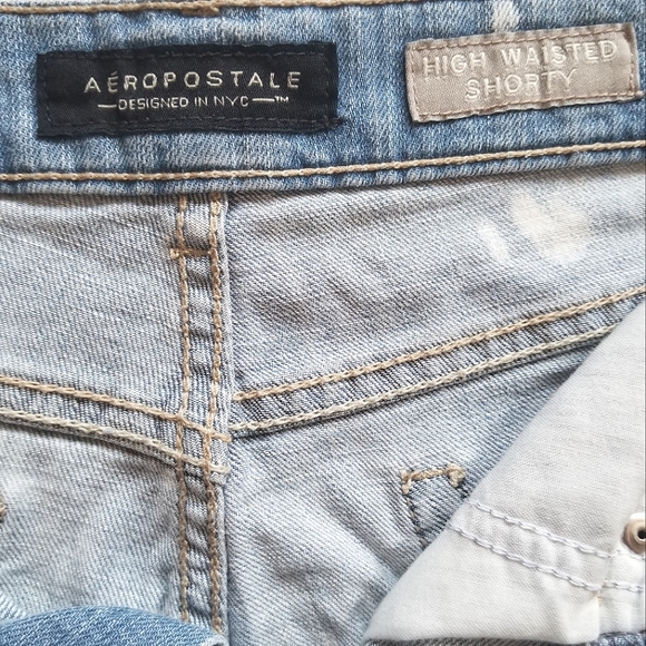 Aeropostale Distressed High Waisted Shorty Size 4 - Picture 3 of 4
